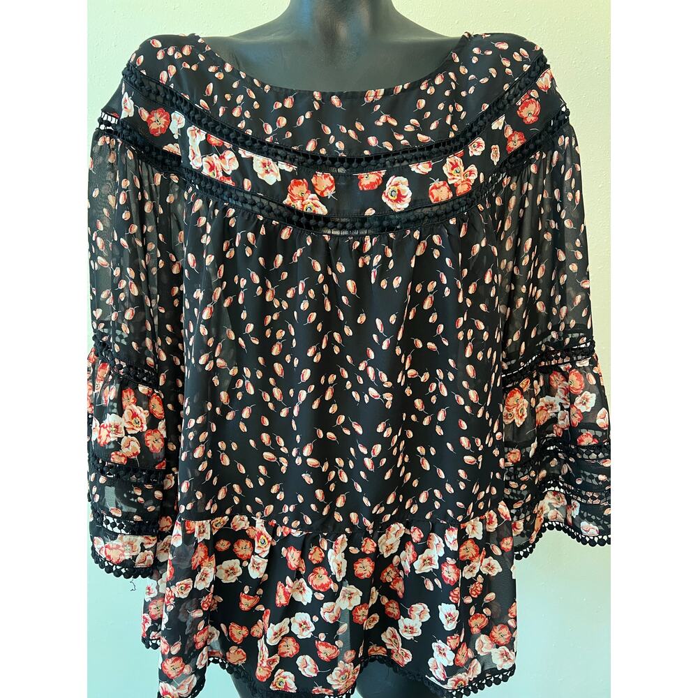 Fever Shear Black Floral Peasant Blouse Crochet Neckline Bell Sleeves Sz XL Boho